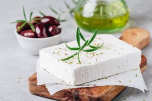 El queso feta: un delicioso y beneficioso manjar