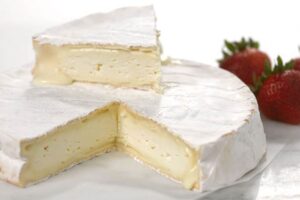 Toda la verdad sobre el queso brie: ¿Se come con o sin cáscara?